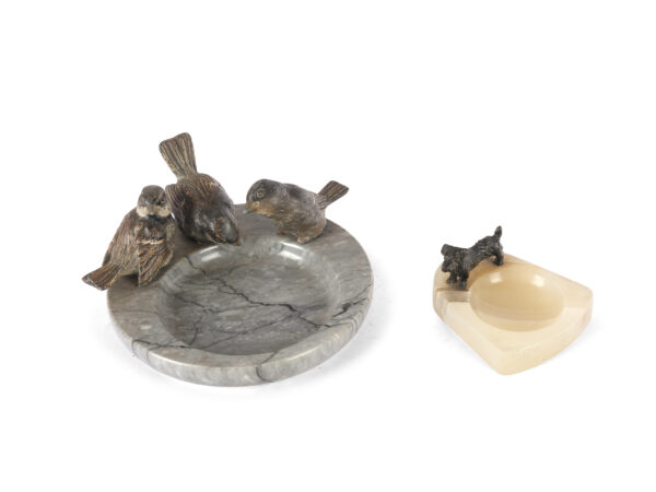 Konvolut Steinschalen mit Bronzetieren besetzt