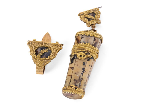 Necessaire und Chatelaine