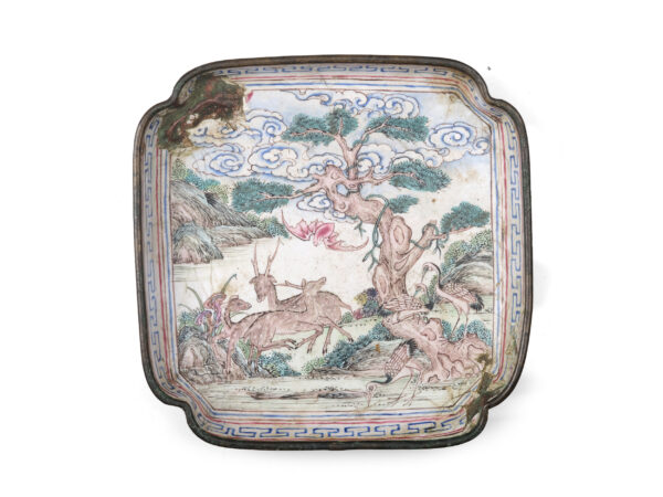 Bowl with animal motifs