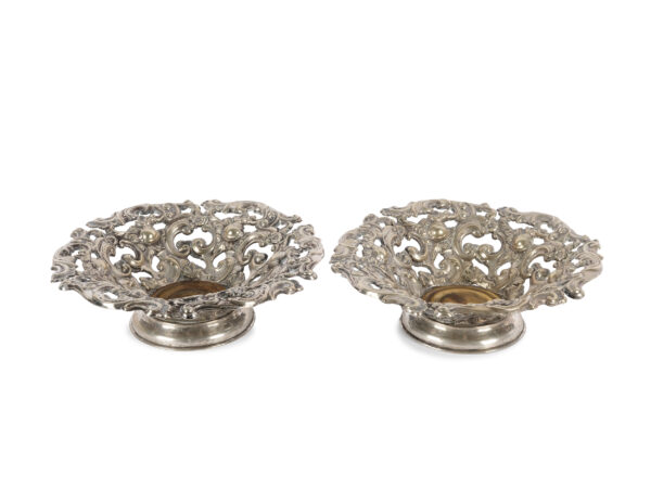 Pair of table centerpieces