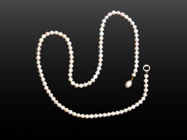 Pearl necklace