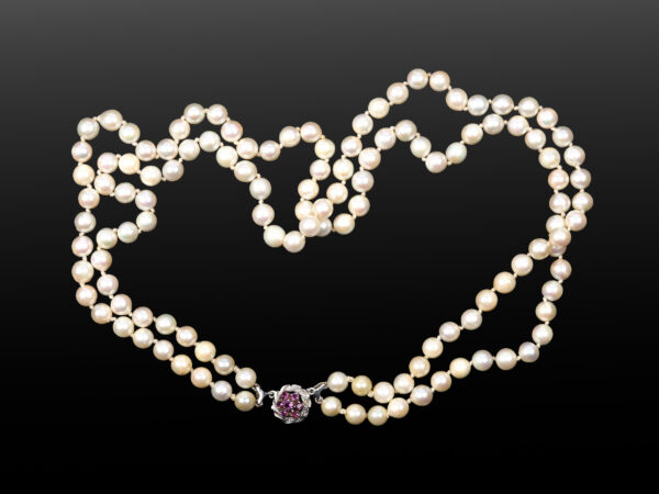 2-row pearl necklace