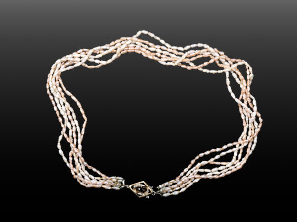 6-row pearl necklace