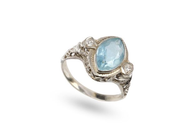 Feiner Art Déco Damenring