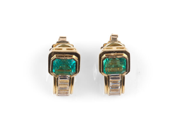 Bedeutendes Paar Ohrringe